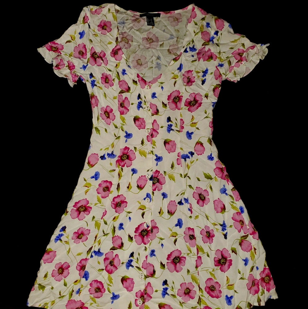 Beautiful button down floral dress